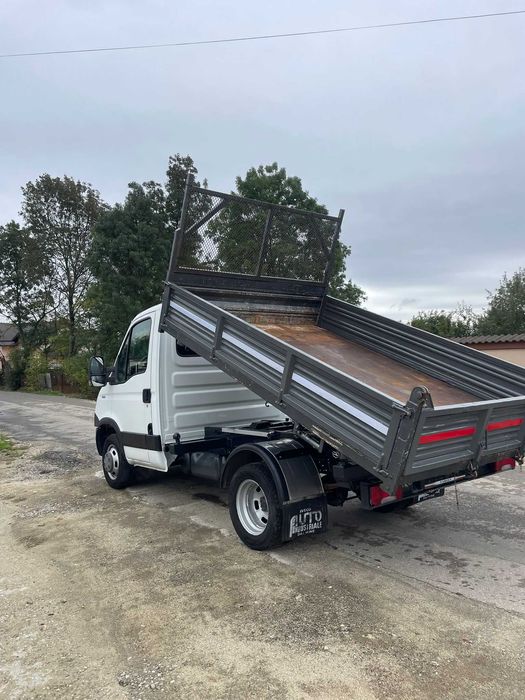 Iveco  daily basculabil