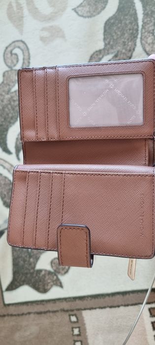 Портфейл Michael Kors
