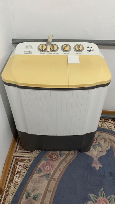 Машинка стиральная