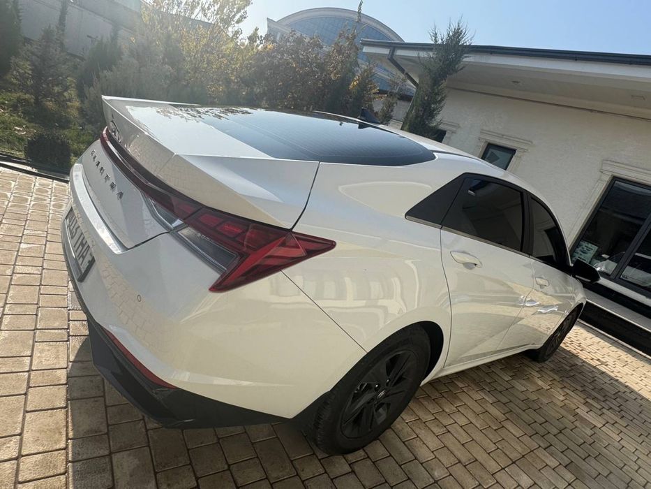 Hyunadi Elantra sotiladi