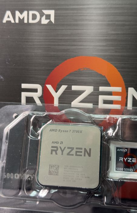 AMD Ryzen 7 3700x