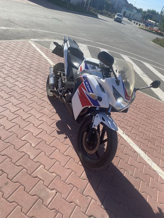 Vand Honda CBR125R