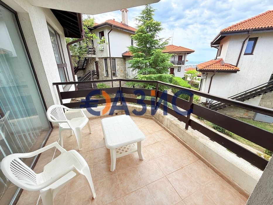 Продава се Четиристаен апартамент в с. Кошарица, Област Бургас - 133 кв.м за 835 €/кв.м - Снимка #10