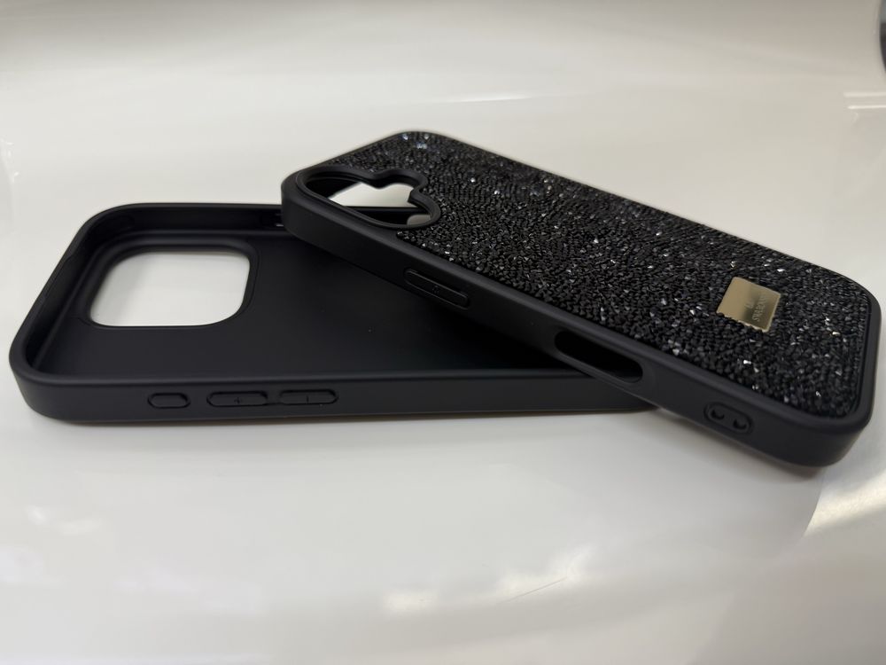 Swarovski кейс за iPhone 16/Pro/Pro Max