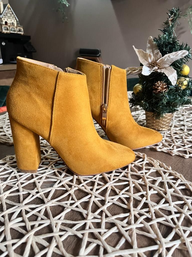 Set Poema botine și blăniță 37 și 34