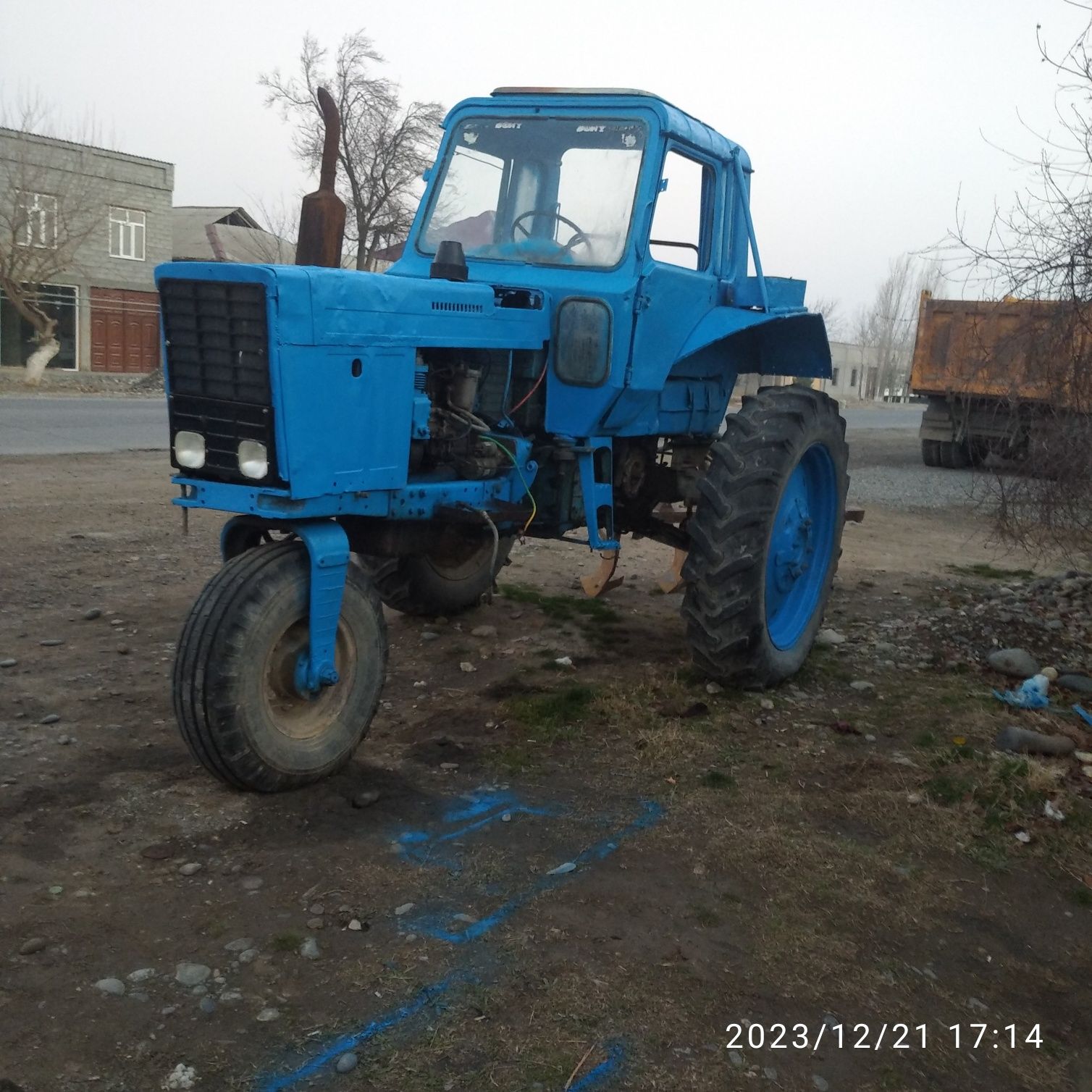 Мтз-80 трактор..