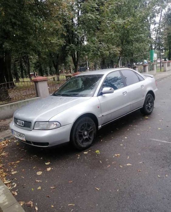 Vând Audi a4 b5 1.8 ADR și gpl