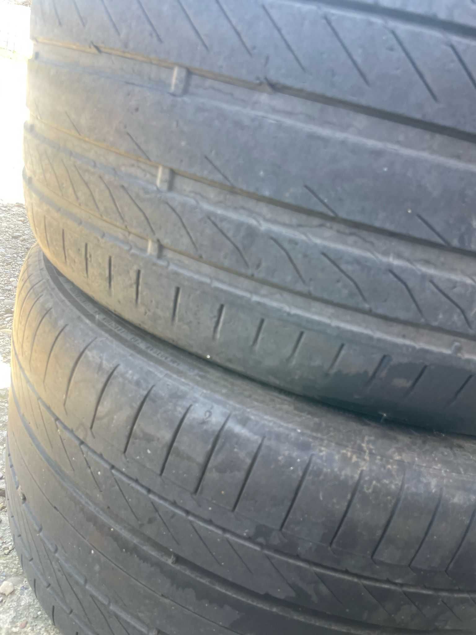 Anvelope 275/35 R21 + 315/30 R21
