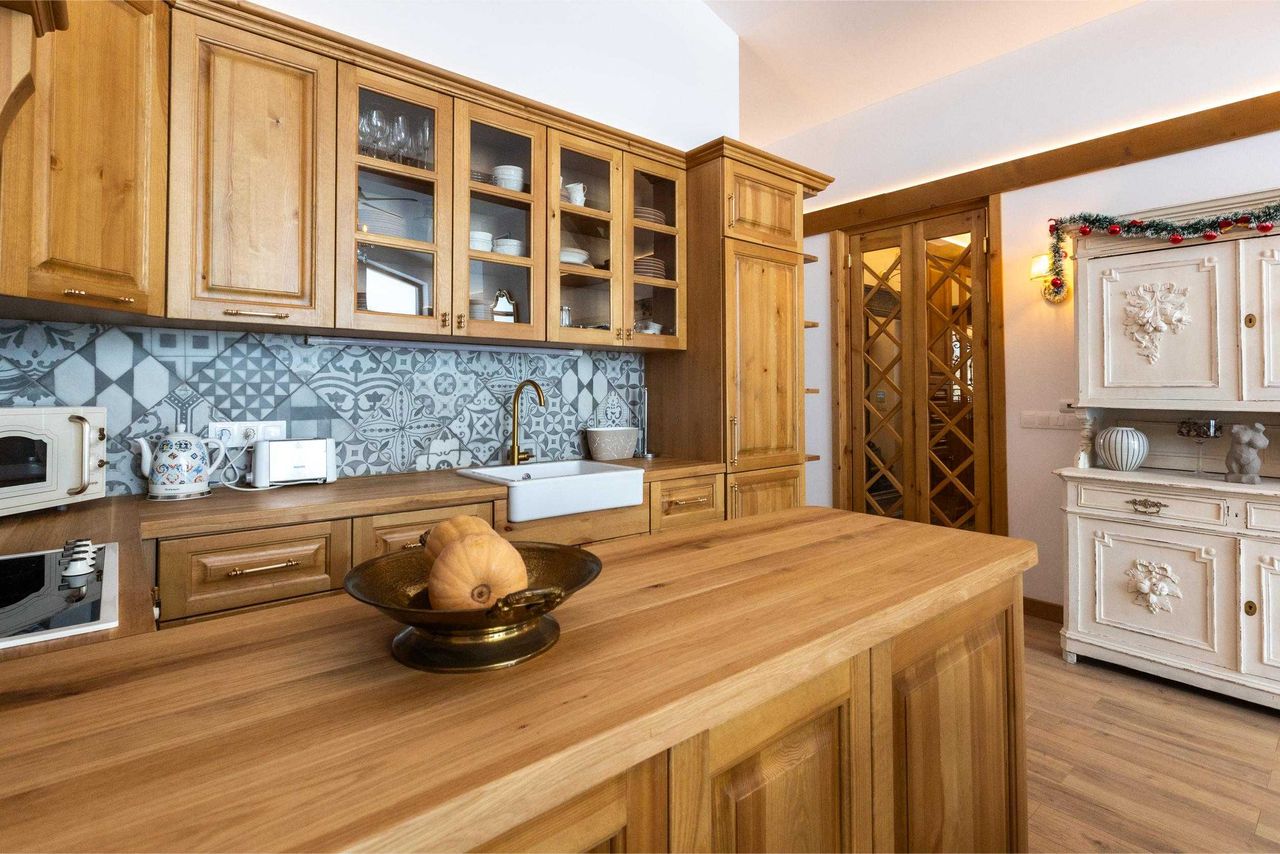 Продава се Къща в Разлог - 107 кв.м за 3701 €/кв.м - Снимка #1