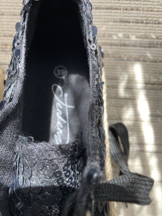 Страхотни дамски еспадрили