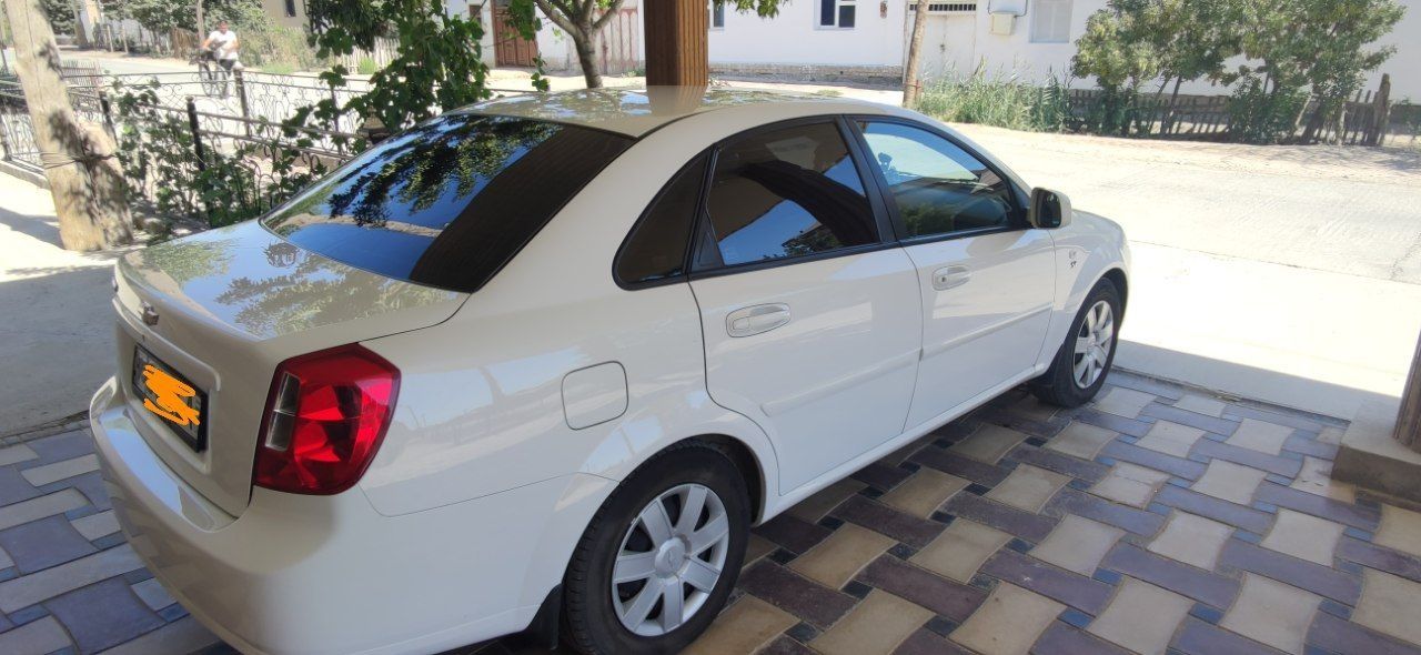 Lacetti Gentra 1.6 l