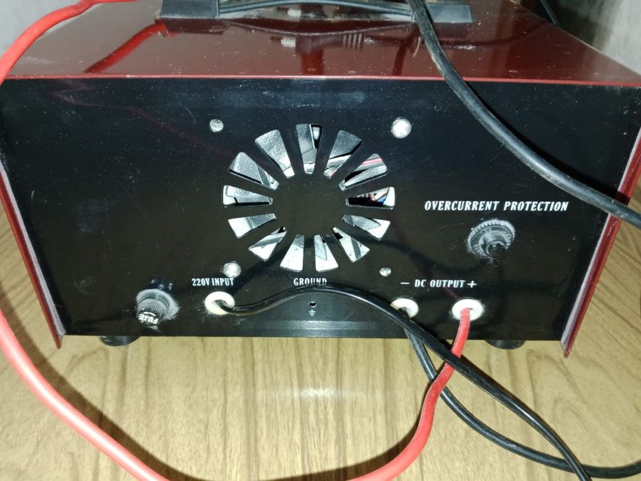 Насос через аккумулятор и зарядное устройство 12v