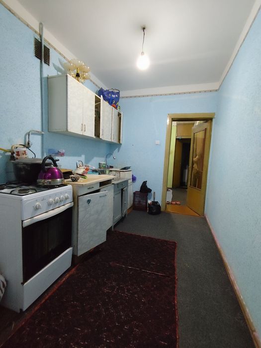 Продаётся 2 х комнатная квартира в 5/2 в кирпичном доме