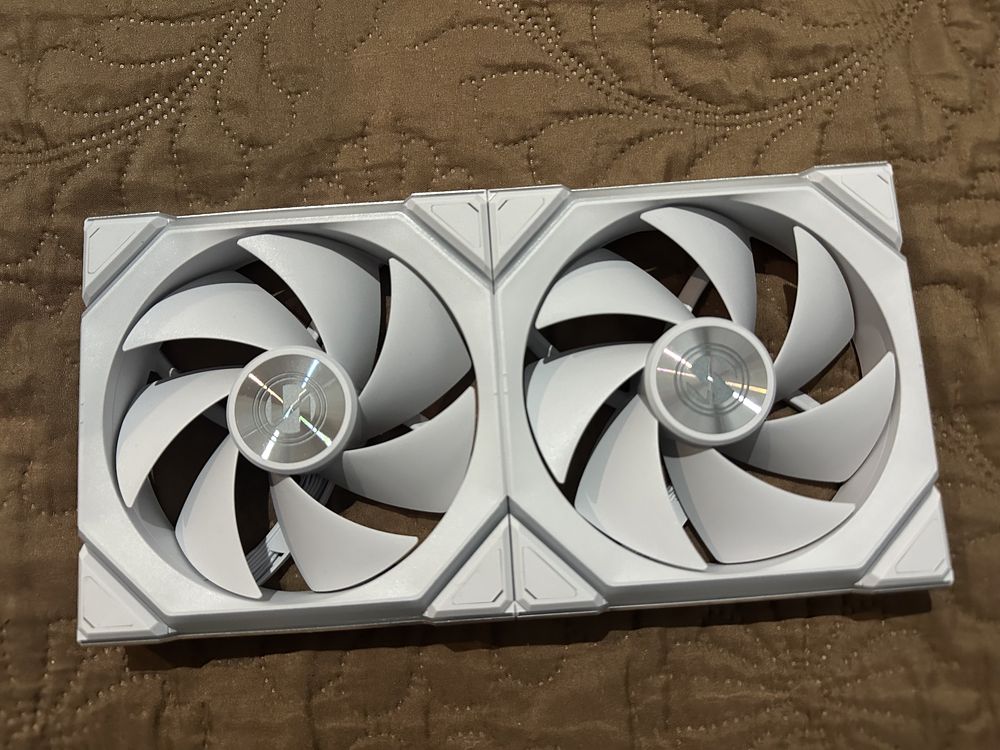 Lian Li Uni Fan SL Wireless 120 White
