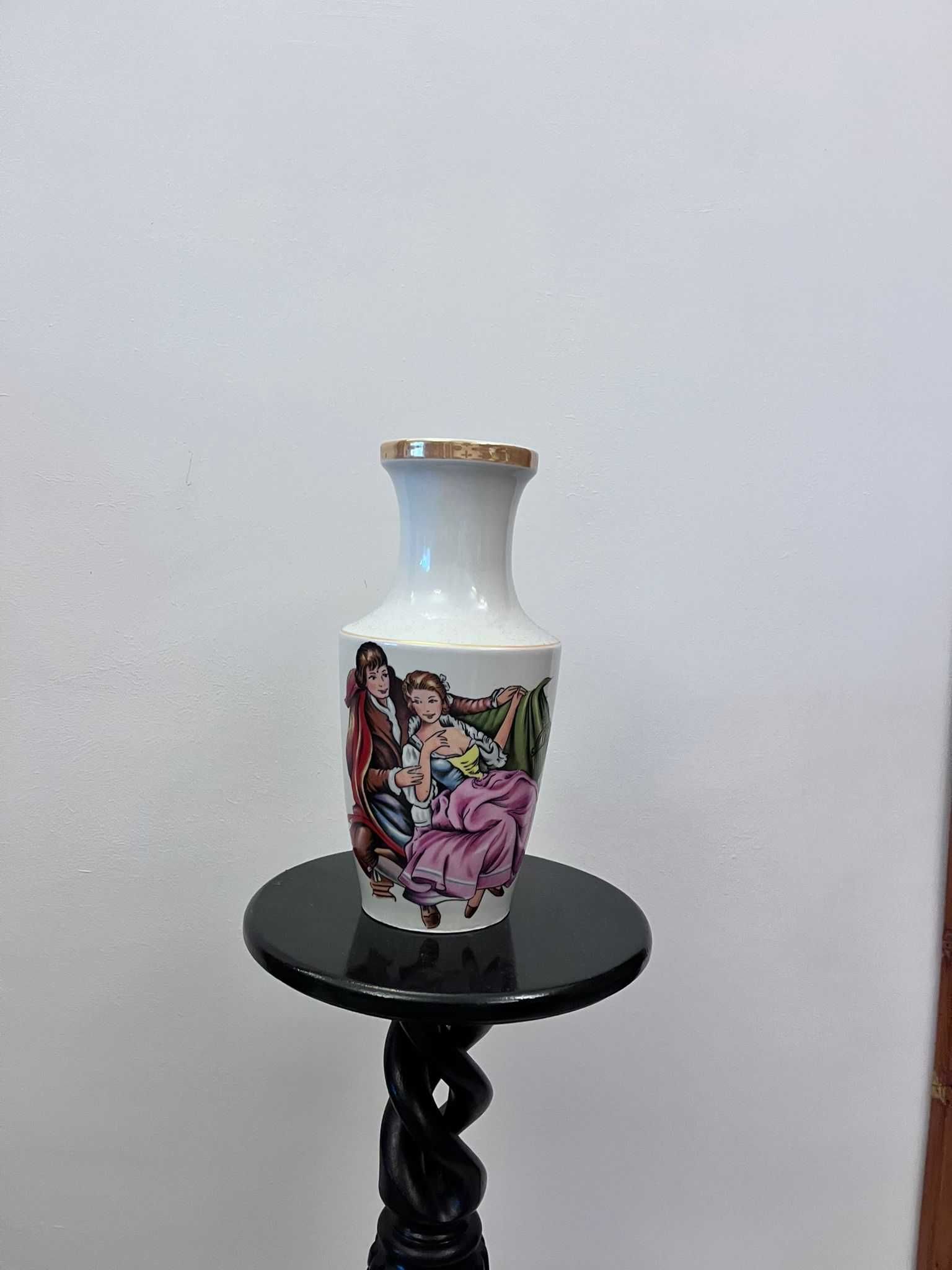 Piesa portelan SANBO ca si Lladro Spania marcata bibelouri bibelou