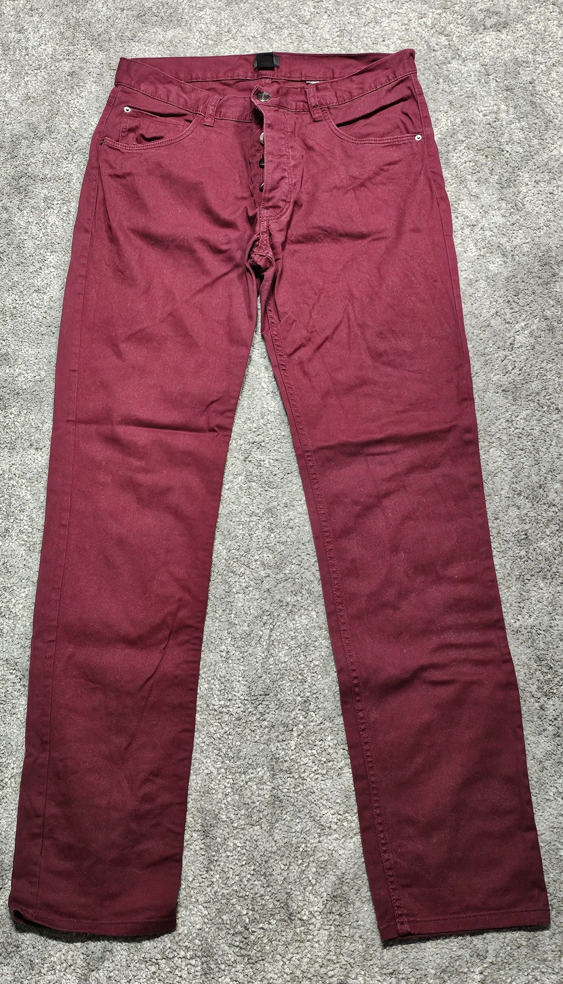 Pantaloni bărbați H&M
Marime 32
98%cotton