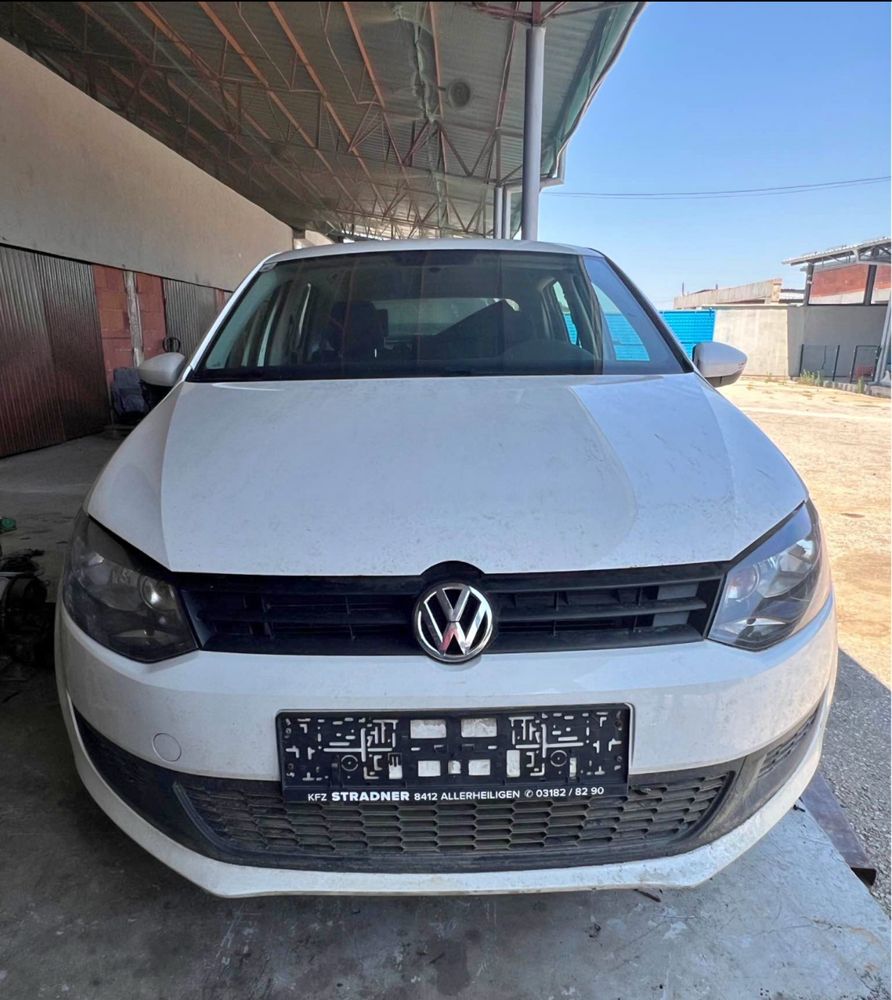 VW POLO 1.6TDI90кс На Части