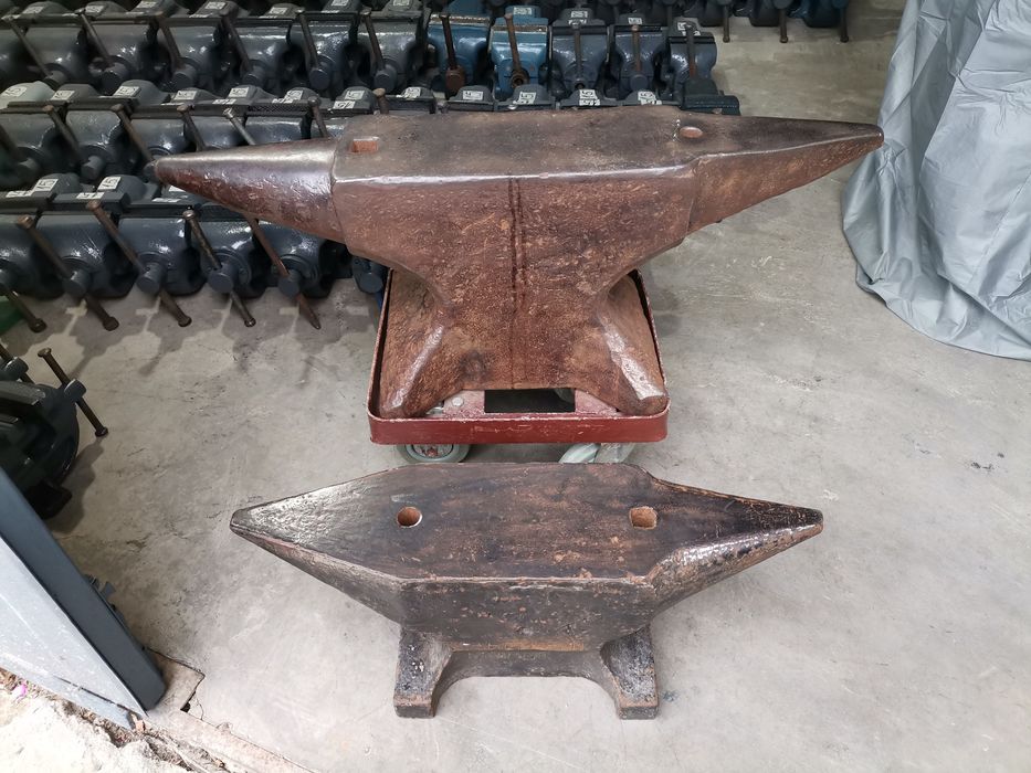 Голяма наковалня 60кг.