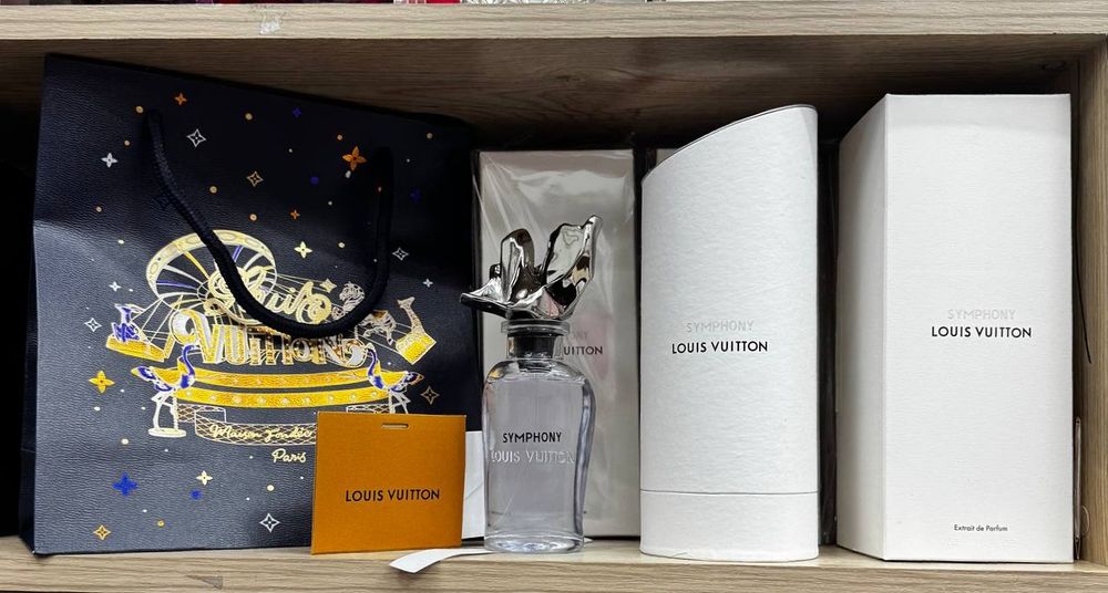 парфюм Symphony Louis Vuitton.