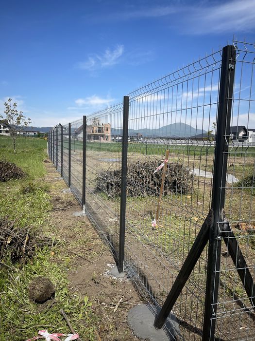 Construim garduri si porti