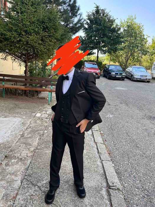 Официален костюм за момче