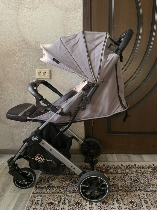 Продам детскую коляску чемодан