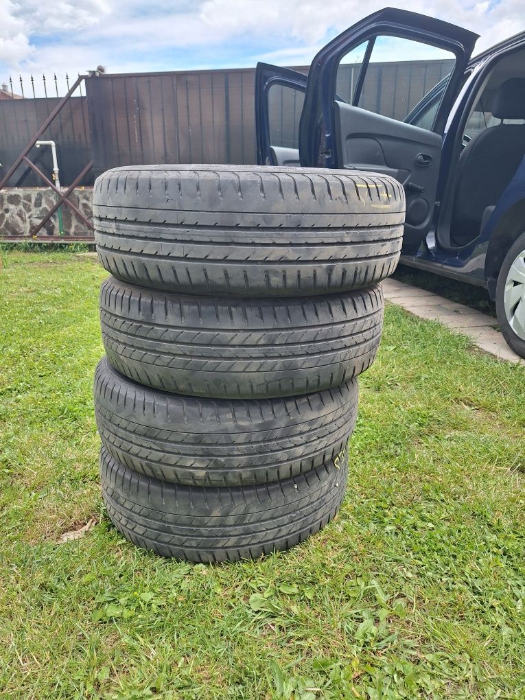 Set 4 Anvelope Goodyear vara