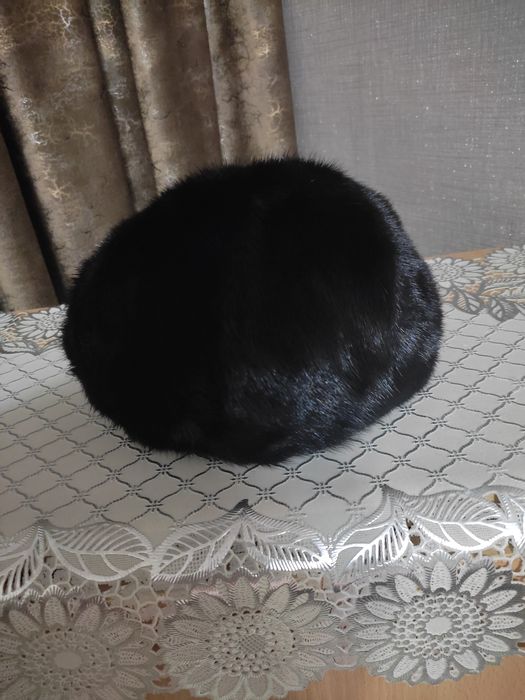 Продам берет норковый