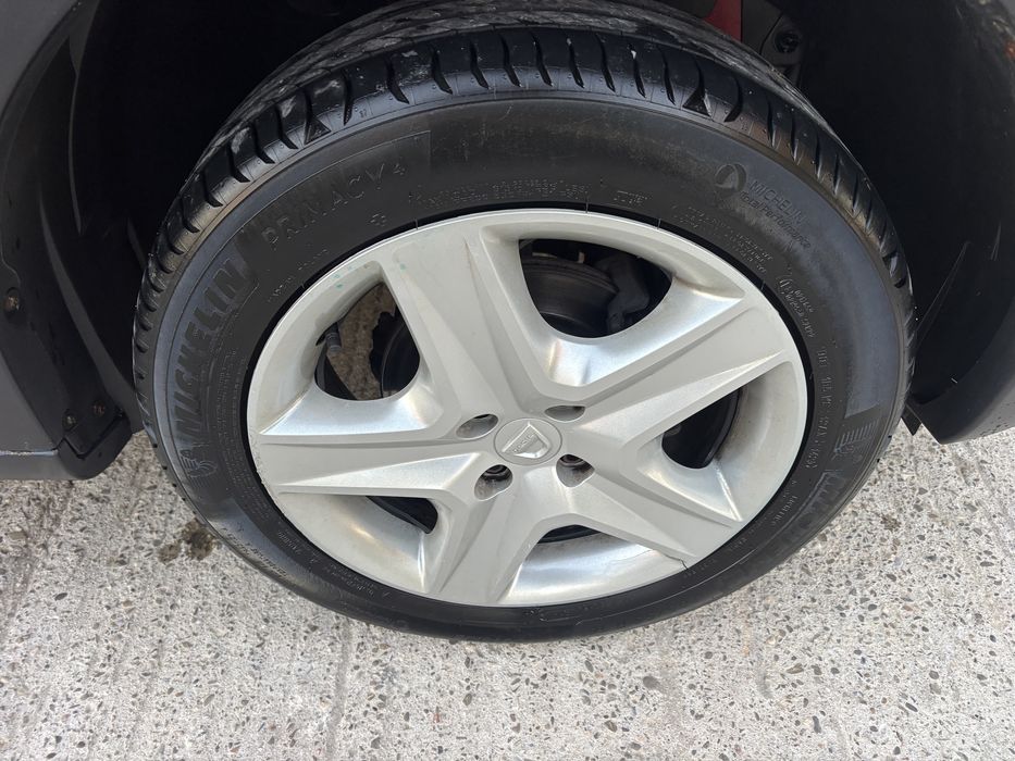 Dacia sandero stepway 0.9tce benzina 2014 90 cp navigatie