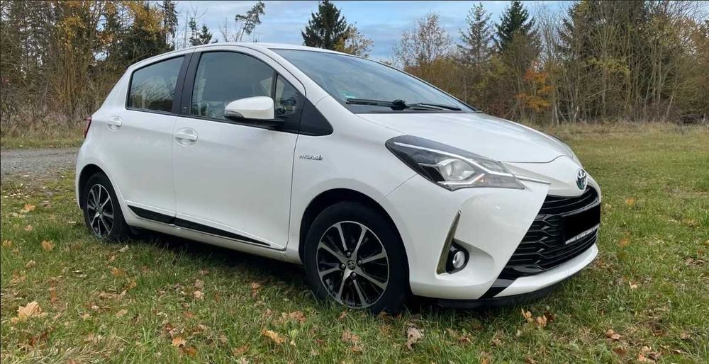 Vand Toyota Yaris Hybrid XP1 1.5