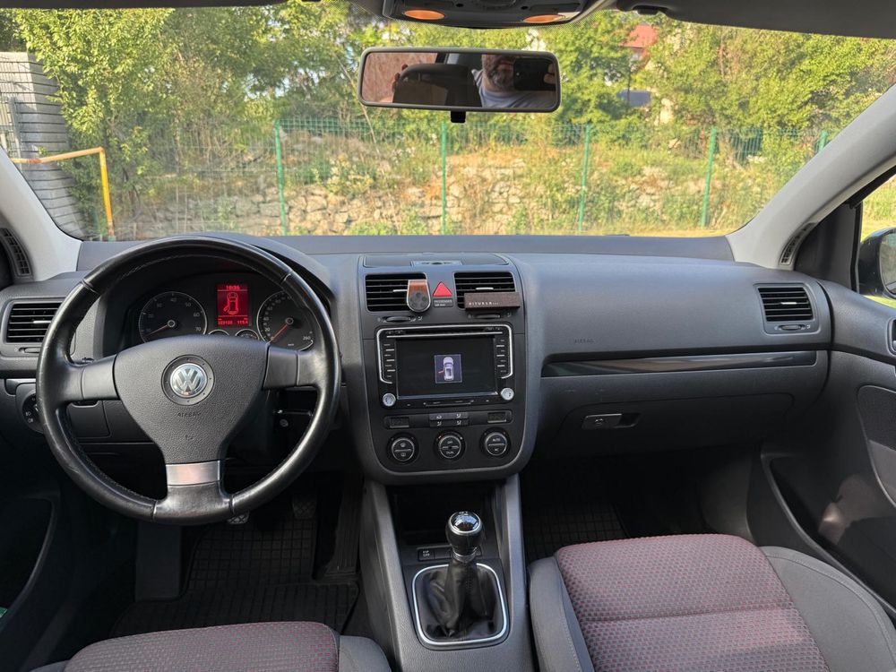 Vw Golf GT 1.4 benzina 122 cai, cutie manuala 6 viteze