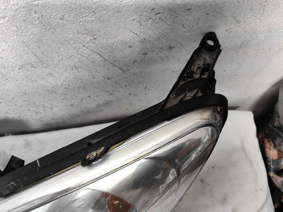 Оригинален фар Пежо 207  Peugeot 207