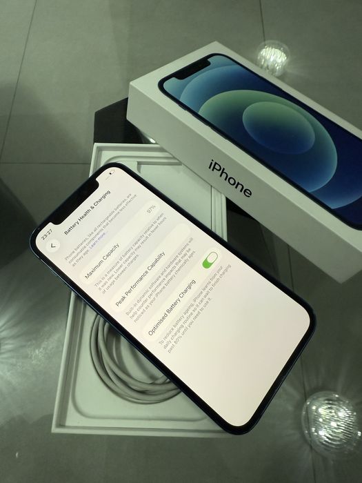 iPhone 12 blue 64GB • aspect 9,5/10 • baterie 97% •