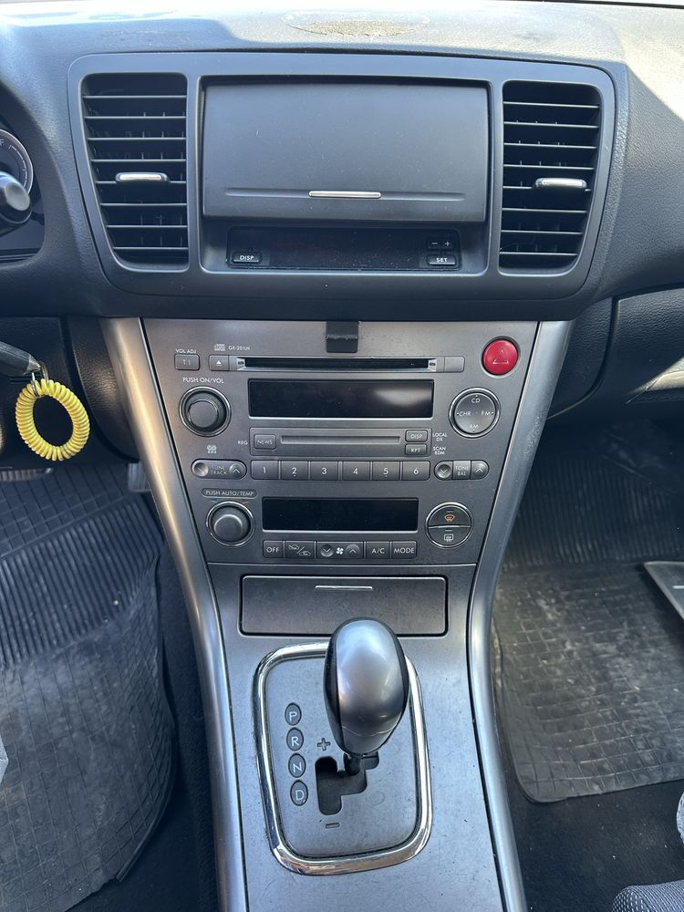 Subaru Legacy 2.0 на части