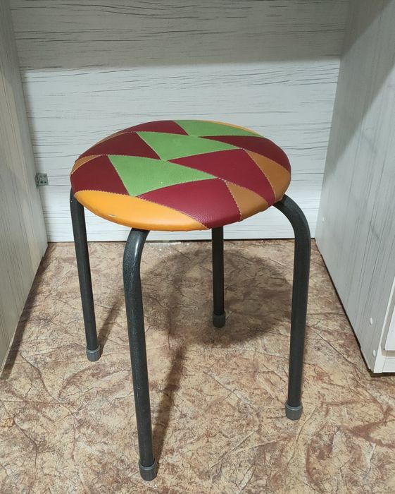 Продам стульчик хорошего качества