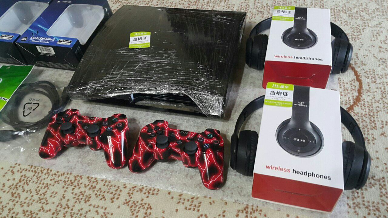 Playstation 3 Slim. + 2ta Joystick + 50ta O'yin. 100% GARANTIYA.