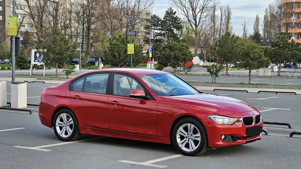BMW Seria 3 320i Aut.