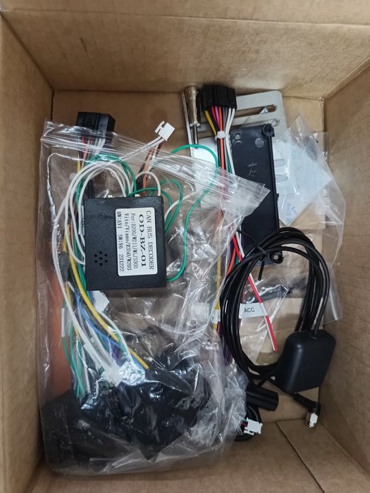 Рамка+камбос кабели за навигация 9 инча за mercedes a класа b класа vi