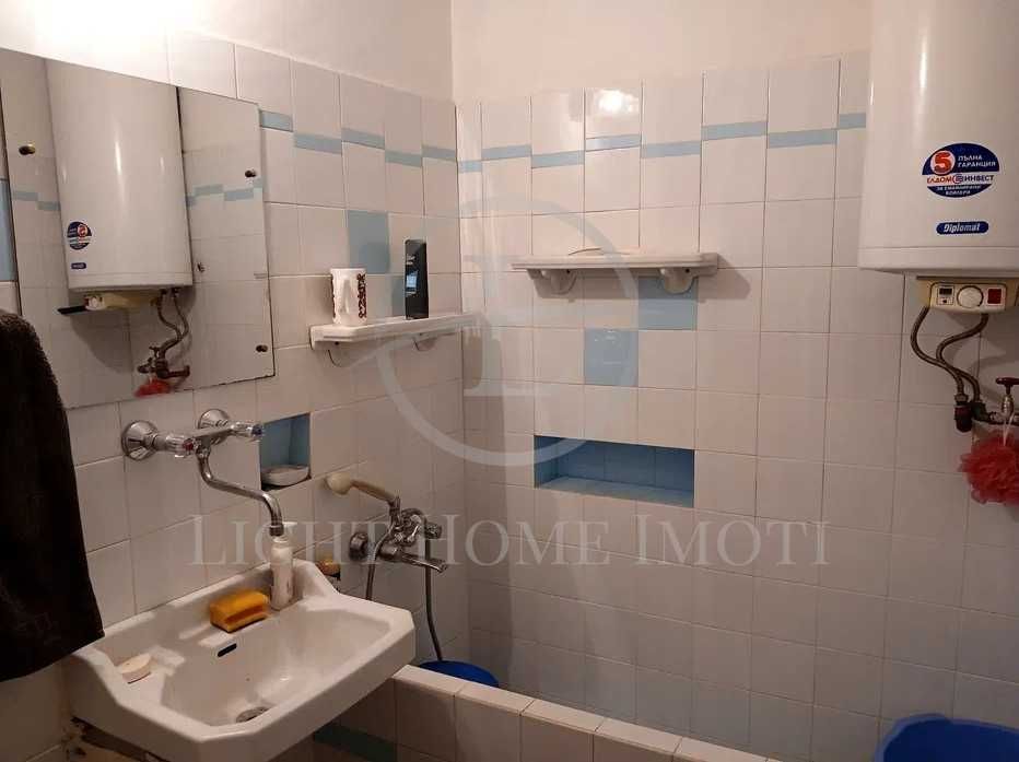 Продава се Тристаен апартамент в Пловдив, Кючук Париж - 135 кв.м за 1111 €/кв.м - Снимка #9