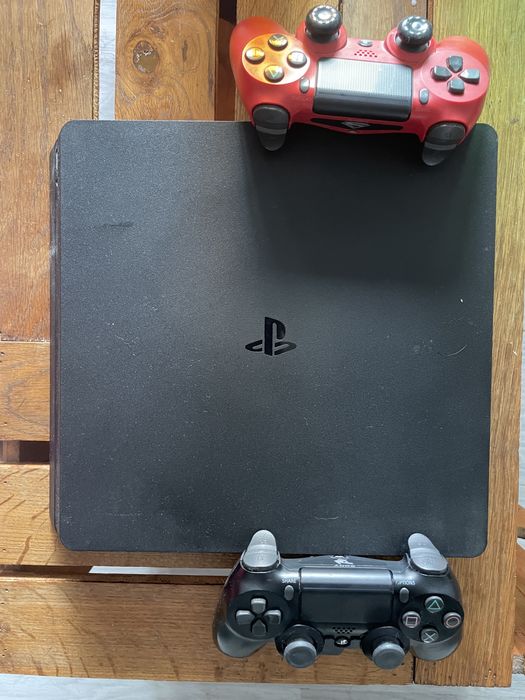Ps4 slim 1Tb + 2х controllers