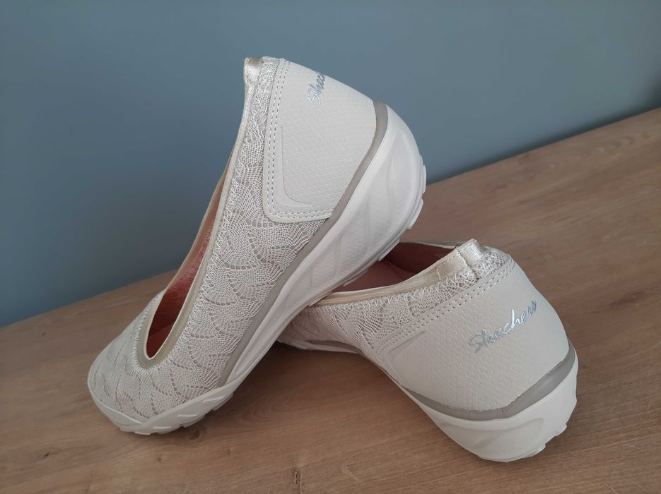 Incaltaminte de dama Skechers Relaxed fit
