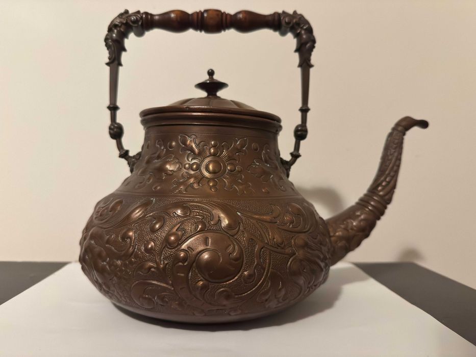 Ceainic din bronz (vintage)