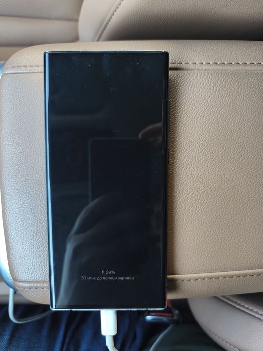 Samsung galaxy S22Ultra 12/256