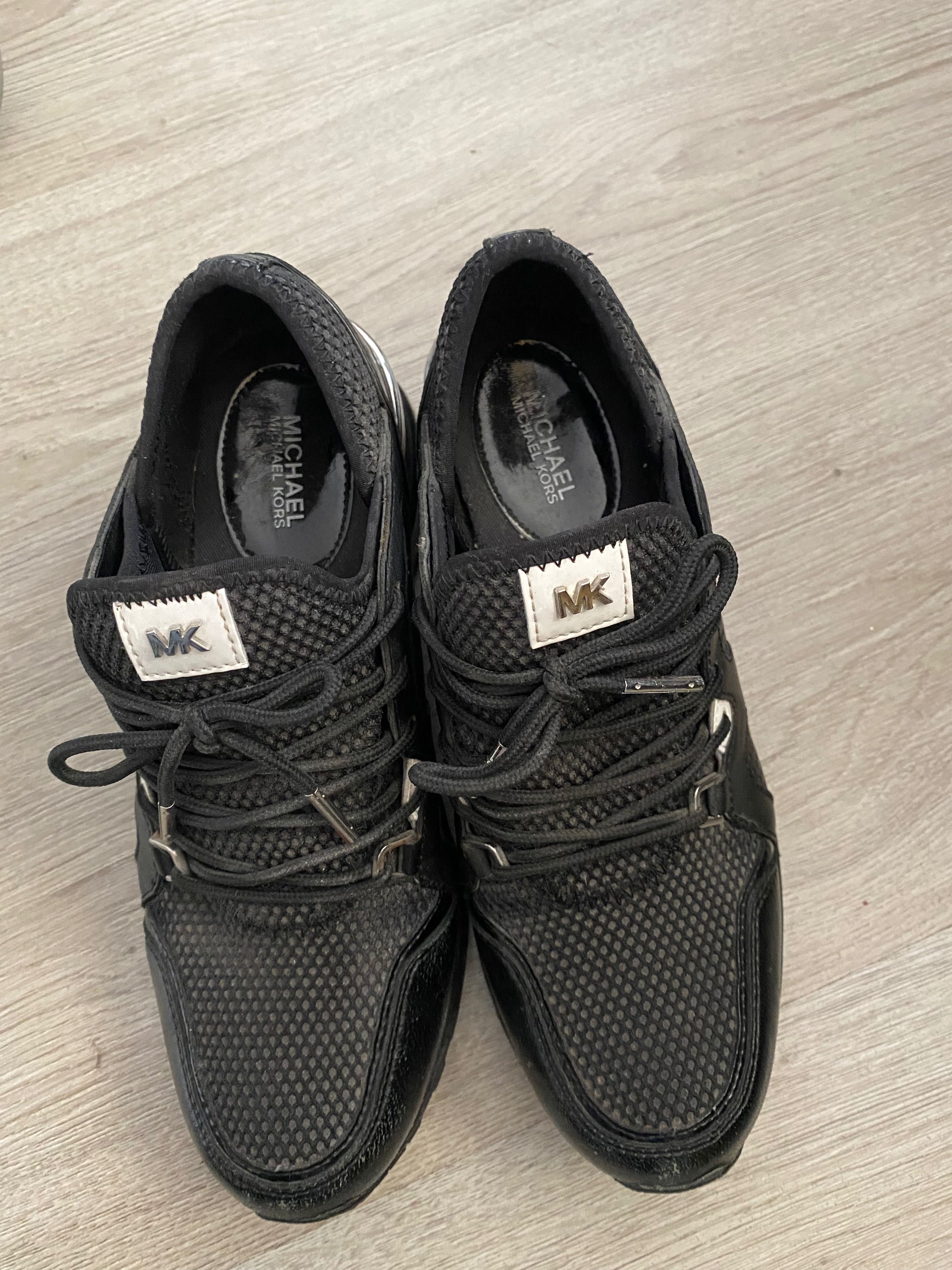 Balenciaga track2, Guess, Wrangler Michael kors