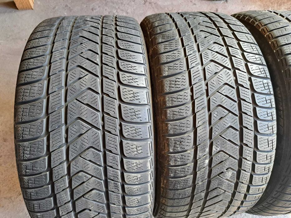 Set anvelope 275/35 R19 cu 245/40 R19 Pirelli runflat