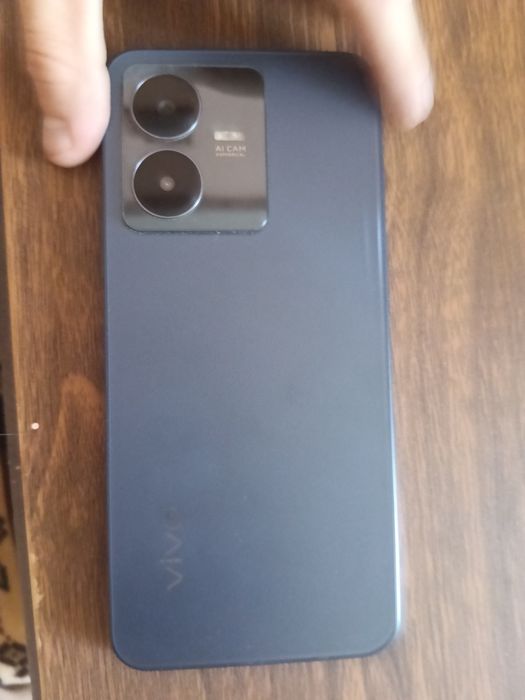 Продается телефон