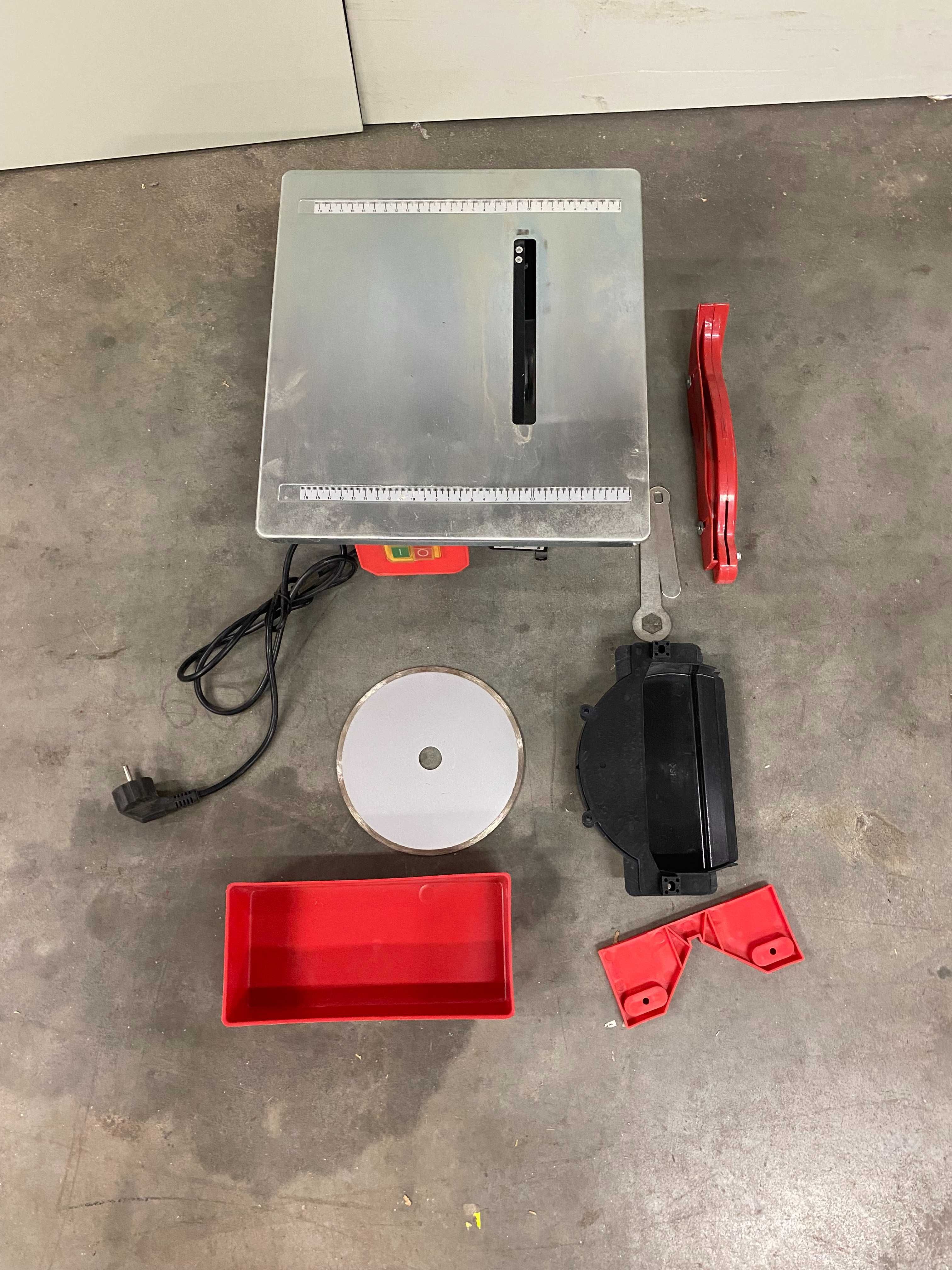 129991	Машина за плочки 450W ø180mm RD-ETC25