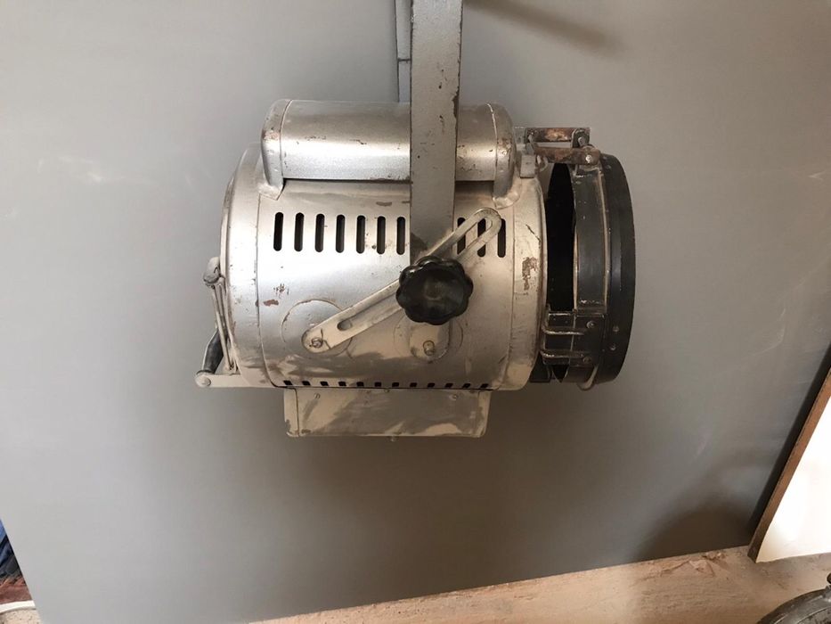 Reflector teatru anii 70