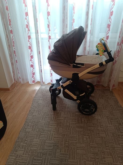 Vând cărucior bebe