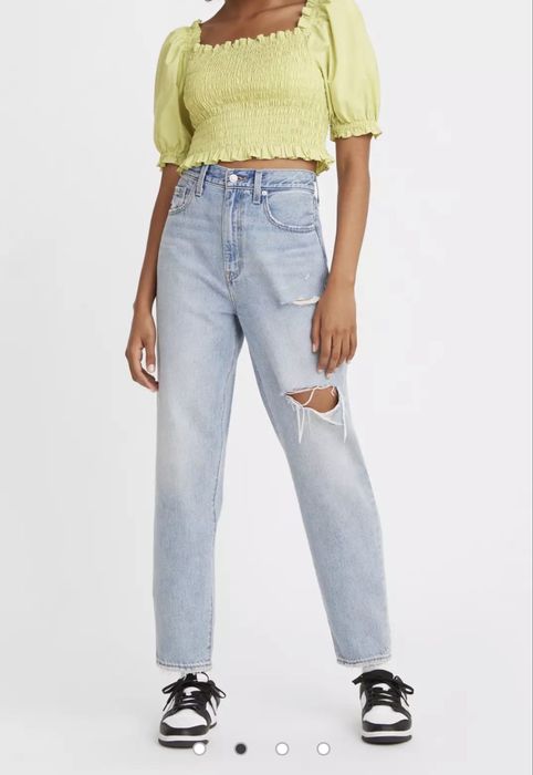Levis Mom Jeans